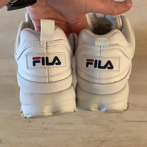 Women’s Filas - Picture 3 of 7